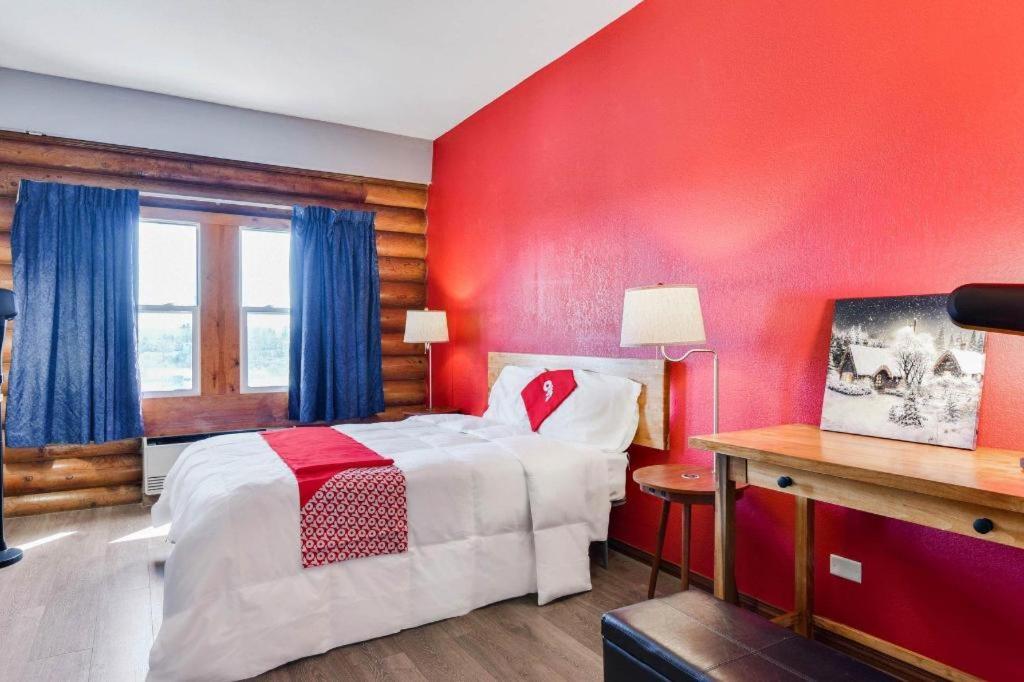 Casa Loma Inn & Suites By Oyo Davenport Ia Near I-80 Ngoại thất bức ảnh